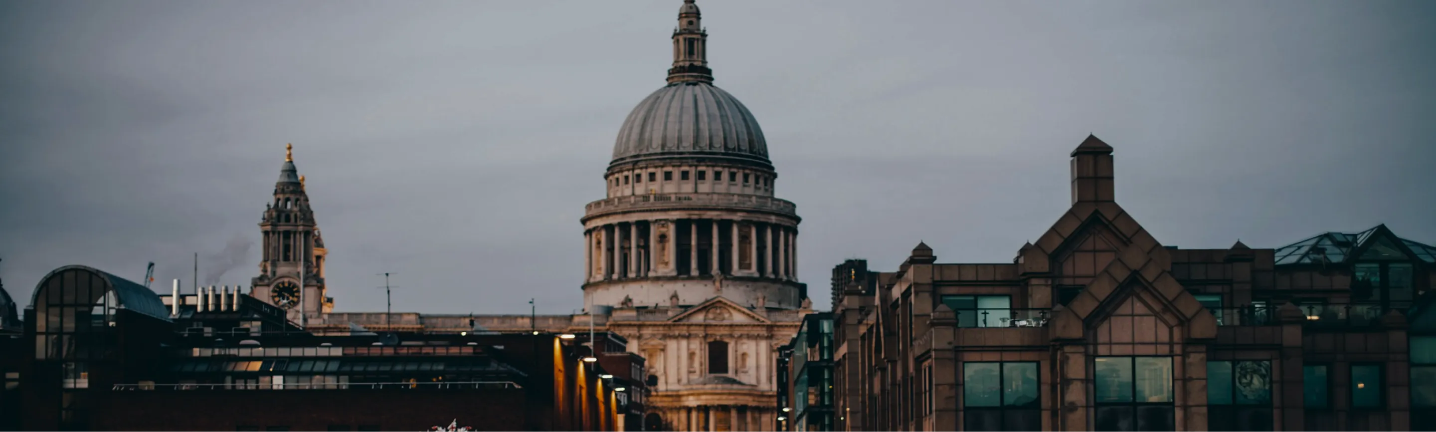 London skyline overlooking St Paul’s Cathedral